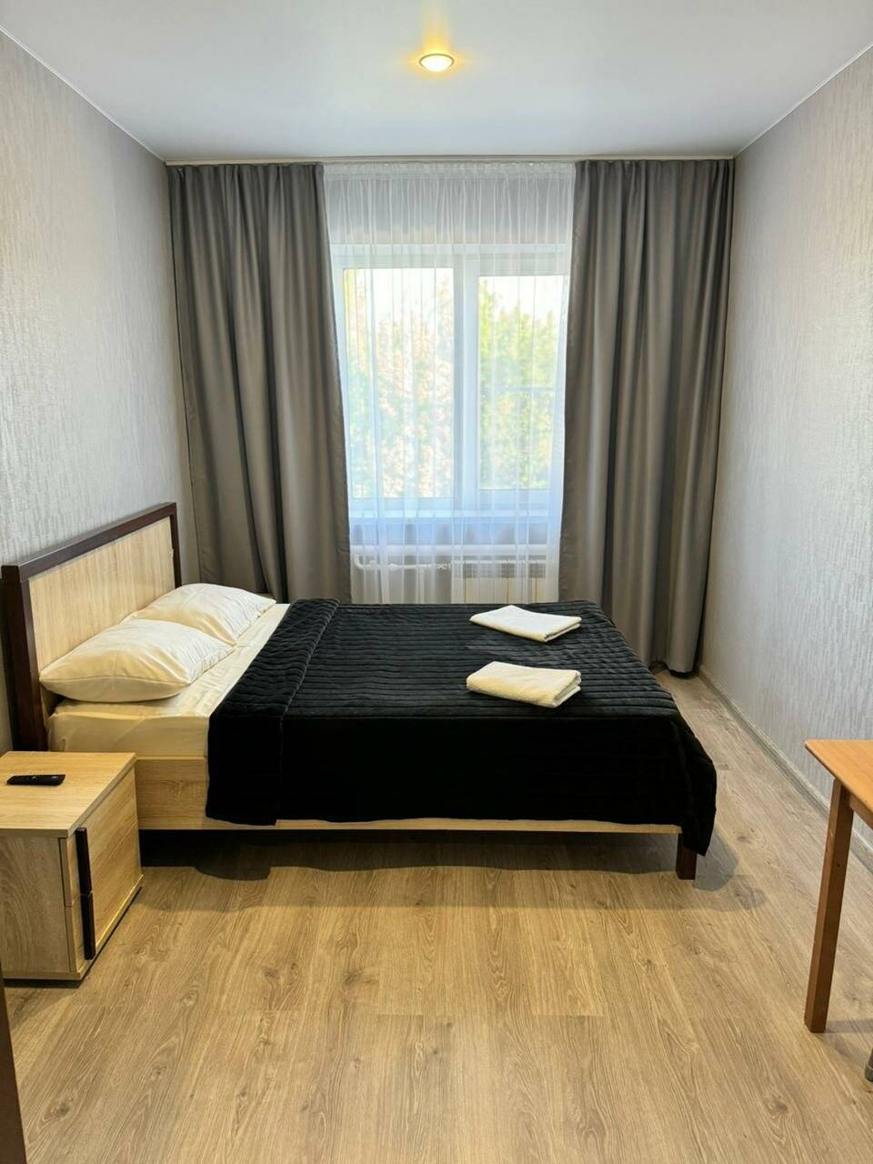 Номер эконом с 1 двуспальной кроватью